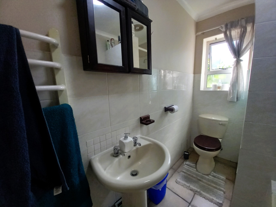 To Let 2 Bedroom Property for Rent in Goedemoed Western Cape